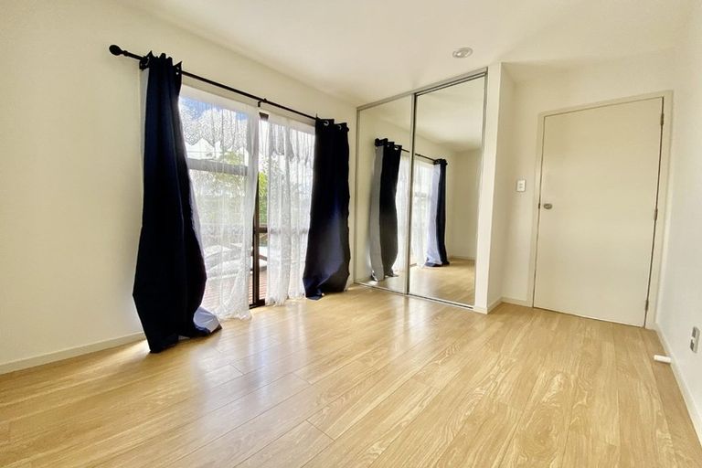 Photo of property in 1/97 View Road, Henderson, Auckland, 0612