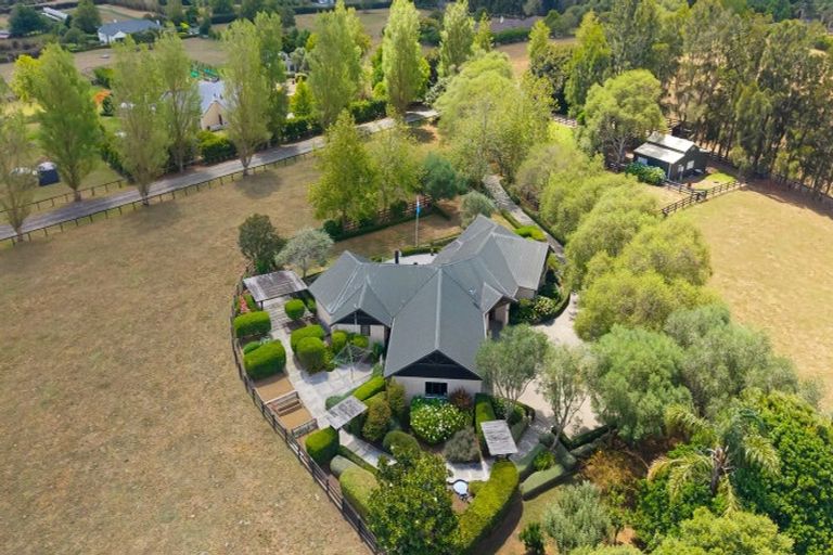 Photo of property in 65 Ernest George Drive, Karaka, Papakura, 2580