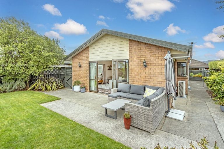 Photo of property in 2/11 Dalkeith Street, Hoon Hay, Christchurch, 8025