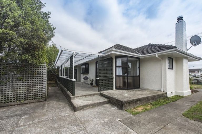 Photo of property in 25 Titoki Street, Castlecliff, Whanganui, 4501