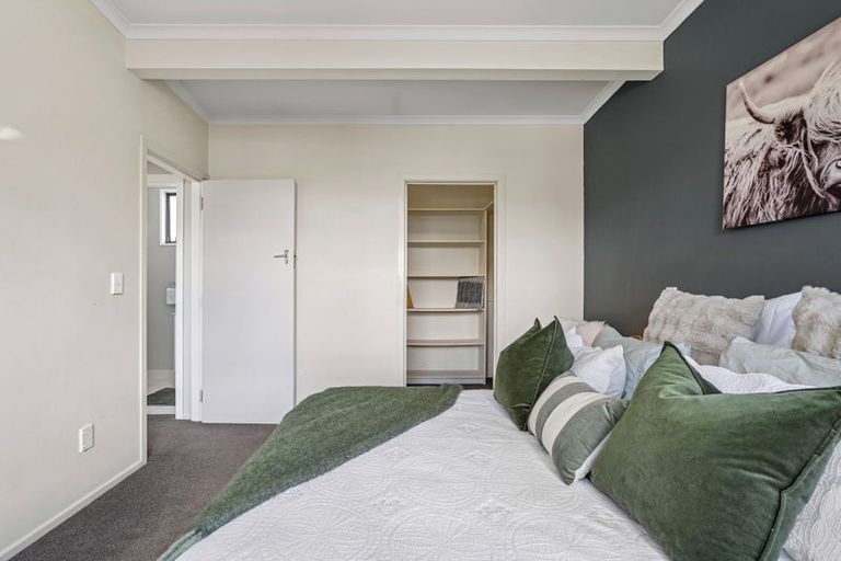 Photo of property in 17 Kent Street, Kingston, Athol, 9793