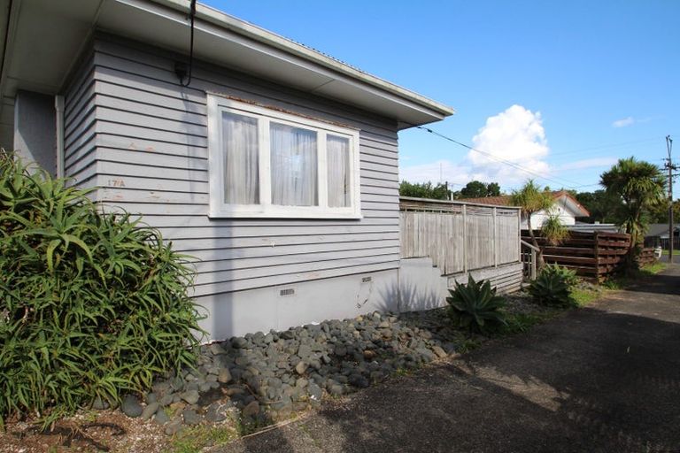 Photo of property in 4/17-19 Neal Avenue, Glenfield, Auckland, 0629