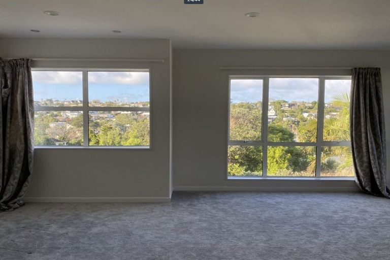 Photo of property in 43 Remuremu Street, Long Bay, Auckland, 0630