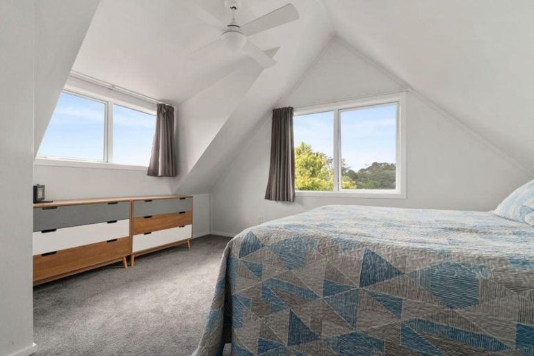 Photo of property in 9 Rheingold Place, Huapai, Kumeu, 0810