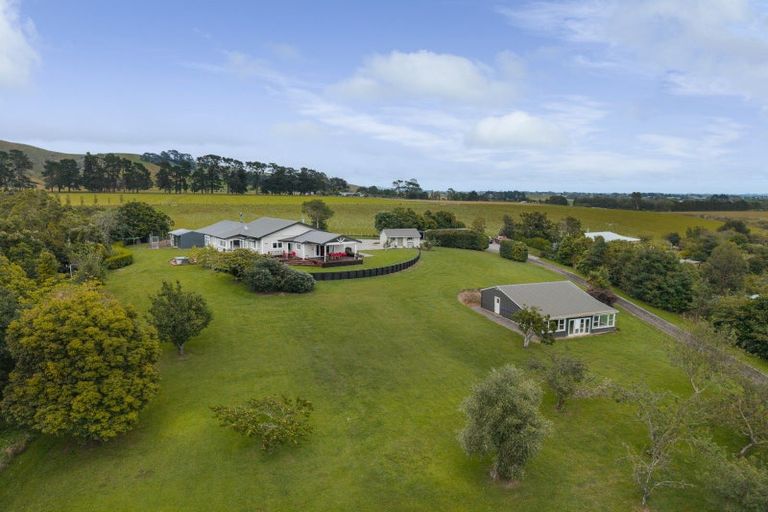 Photo of property in 245 Wallace Road, Koputaroa, Levin, 5571