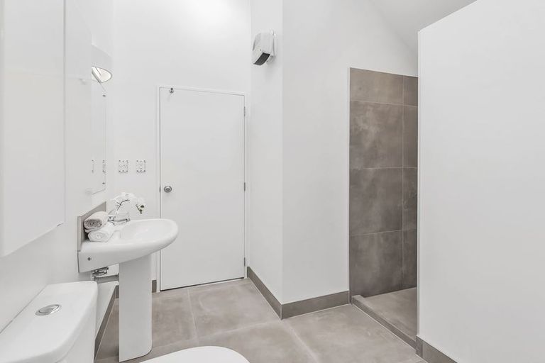 Photo of property in 4/1010 Colombo Street, St Albans, Christchurch, 8014