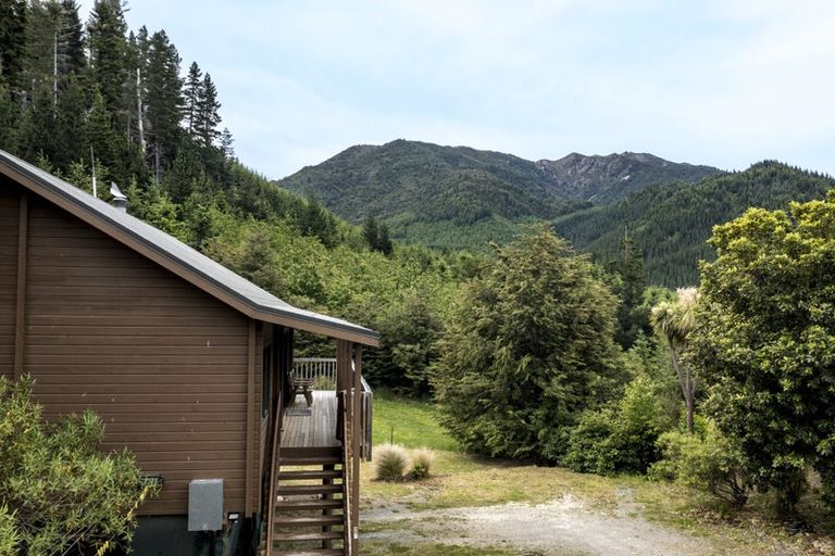 Photo of property in 22 Acheron Heights, Hanmer Springs, 7334