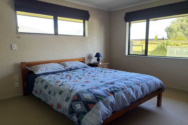 Photo of property in 151 Schnell Drive, Kelvin Grove, Palmerston North, 4414