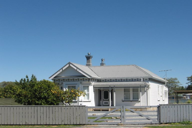 Photo of property in 60 Tyndall Road, Outer Kaiti, Gisborne, 4010