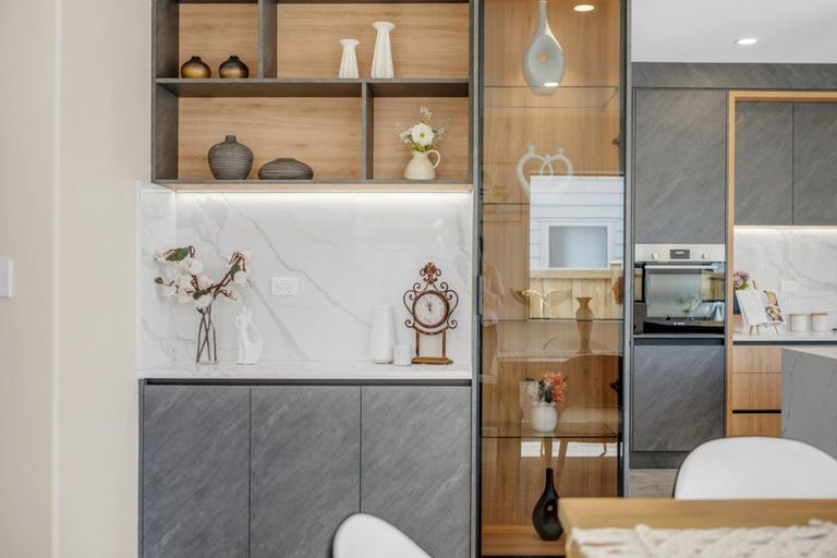 Photo of property in 24 Ballyalton Crescent, Flat Bush, 2019