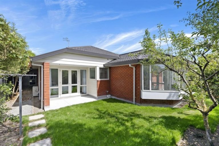 Photo of property in 20 Chardale Street, Avondale, Christchurch, 8061