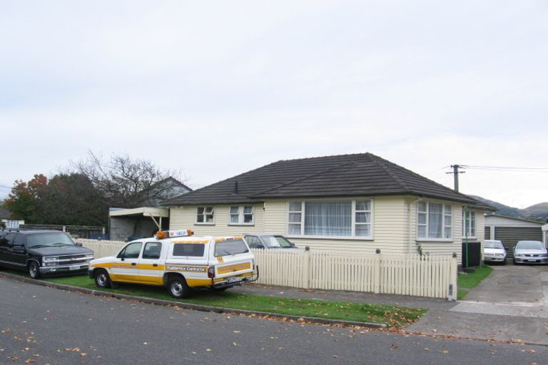 Photo of property in 5 Fisk Street, Naenae, Lower Hutt, 5011