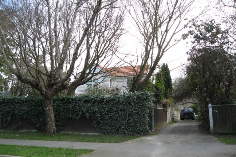 Photo of property in 32 Thorrington Road, Cashmere, Christchurch, 8022