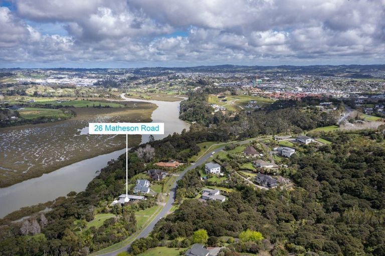 Photo of property in 26 Matheson Road, Red Beach, 0932