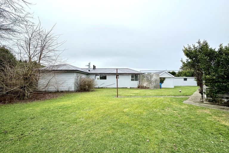 Photo of property in 21 Dudley Street, Waianiwa, Invercargill, 9874