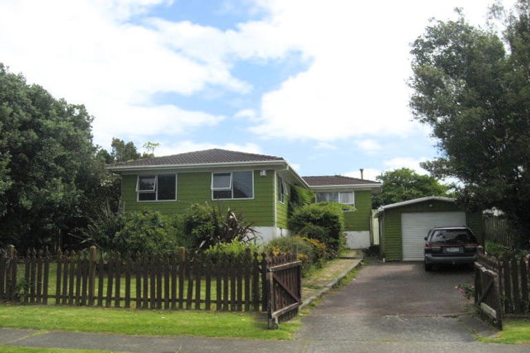 Photo of property in 9 Frobisher Way, Clendon Park, Auckland, 2103