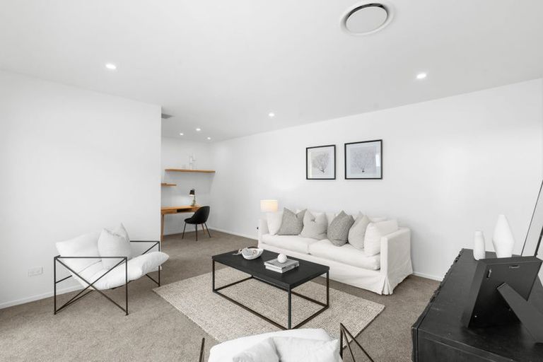 Photo of property in 19 Steve Askin Drive, Cracroft, Christchurch, 8022