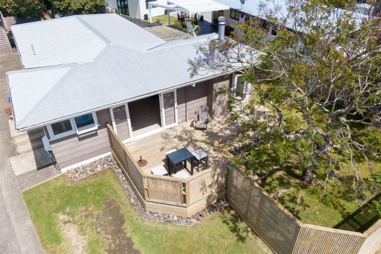 Photo of property in 229 Chartwell Avenue, Whangamata, 3620