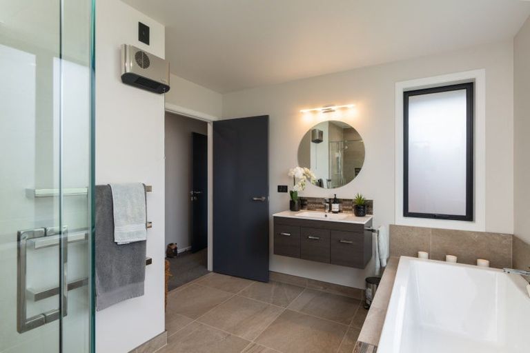 Photo of property in 43 Seachange Drive, Leamington, Cambridge, 3432