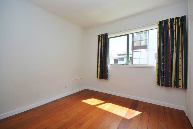 Photo of property in 9 Greers Road, Weymouth, Auckland, 2103