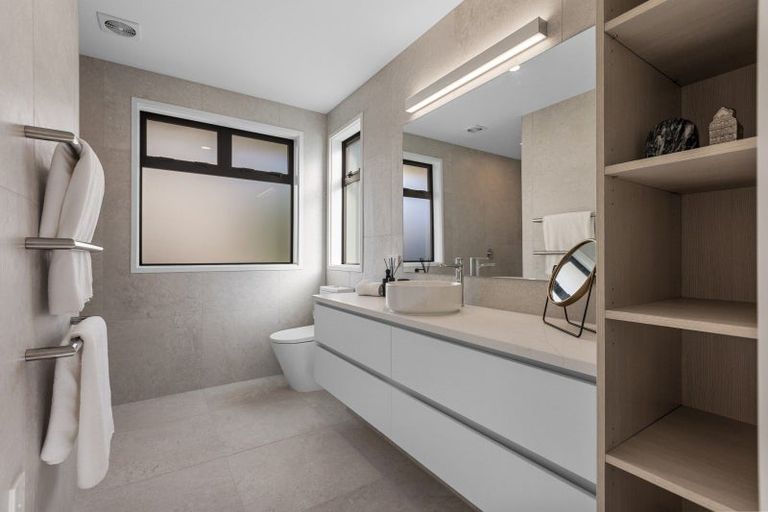 Photo of property in 10 Winspear Place, Omokoroa, 3114