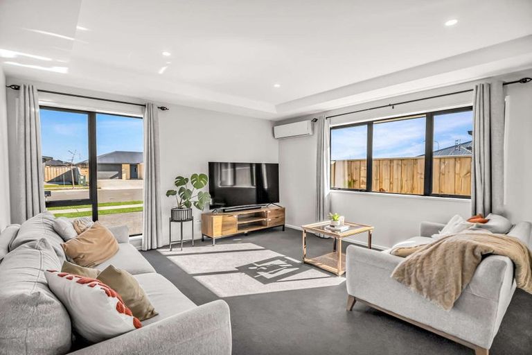 Photo of property in 13 Nathaniel Archer Street, Woodend, 7610