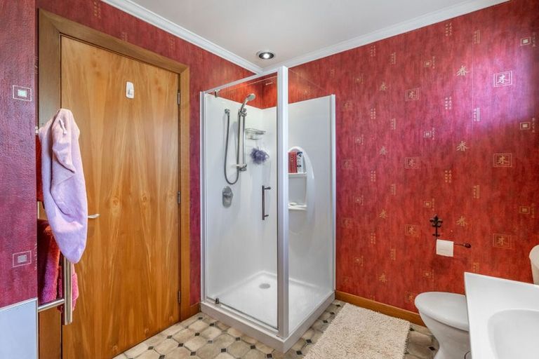 Photo of property in 71 Paisley Street, Kew, Invercargill, 9812