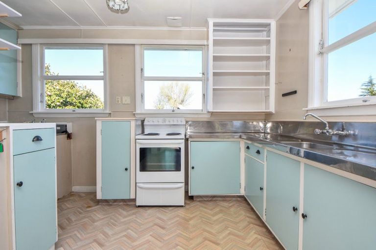 Photo of property in 3 Walnut Lane, Carterton, 5713