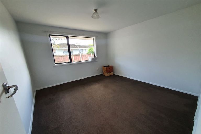 Photo of property in 2/15 Elizabeth Street, Riccarton, Christchurch, 8011