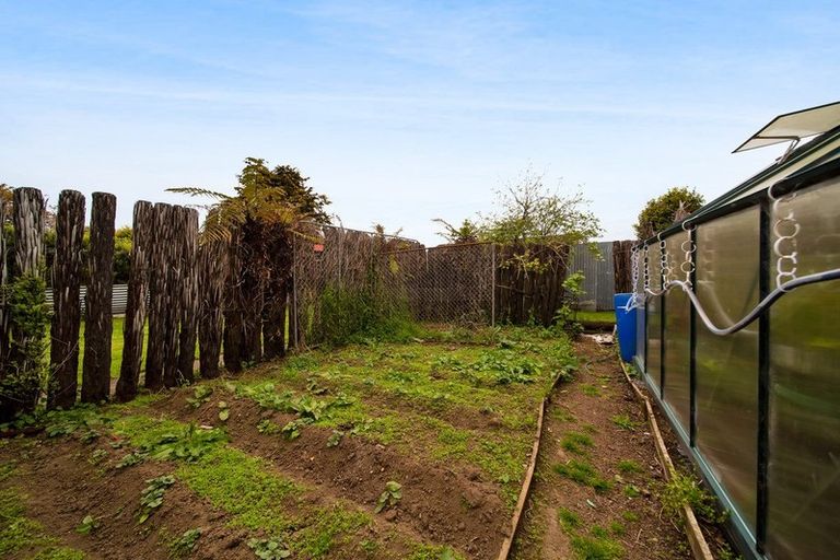 Photo of property in 51 Turuturu Road, Hawera, 4610