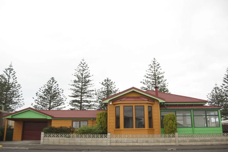 Photo of property in 98 Te Awa Avenue, Te Awa, Napier, 4110