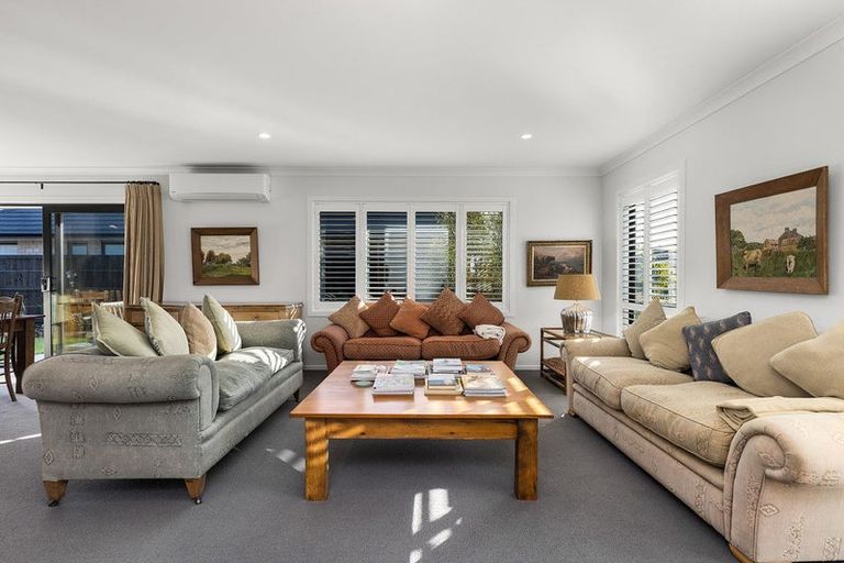 Photo of property in 24 Ruru Street, Cambridge, 3434