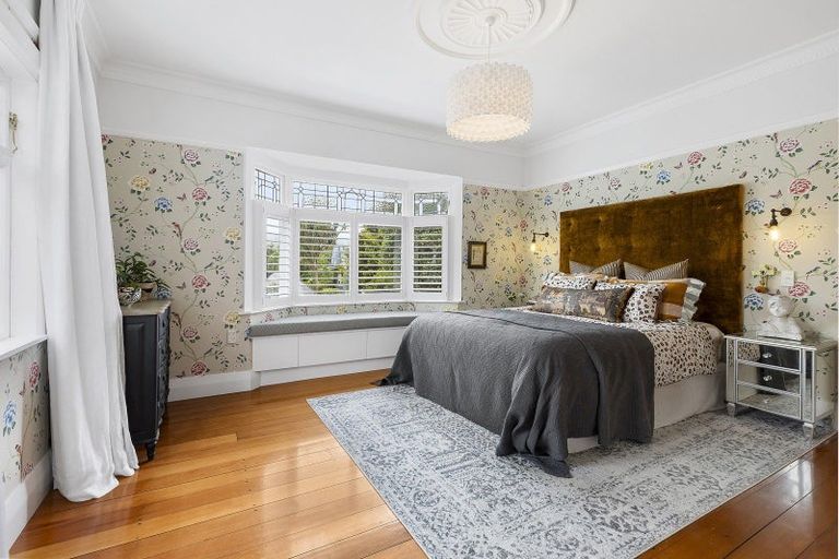 Photo of property in 164 Wadestown Road, Wadestown, Wellington, 6012