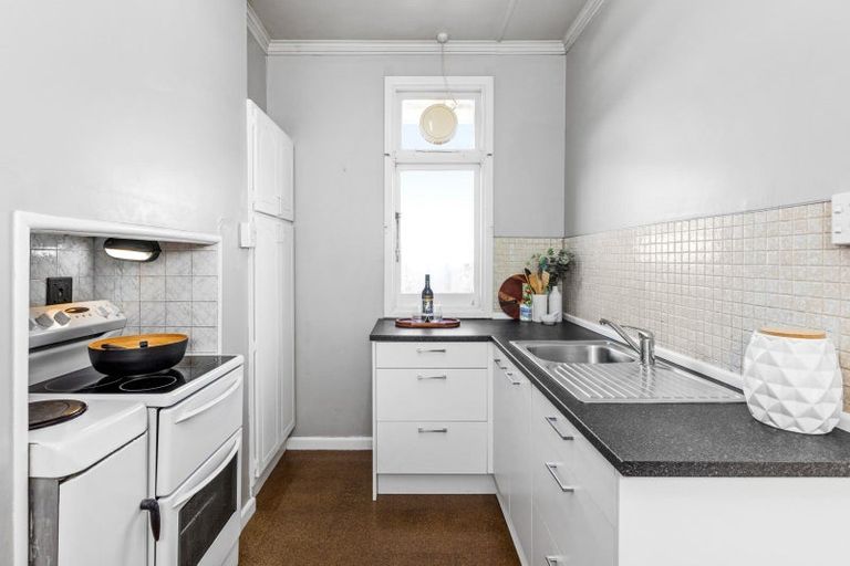 Photo of property in 63 Gloucester Street, Greenmeadows, Napier, 4112