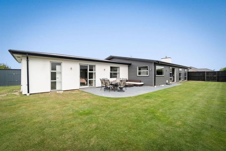 Photo of property in 14 Greenstone Street, Rolleston, 7614