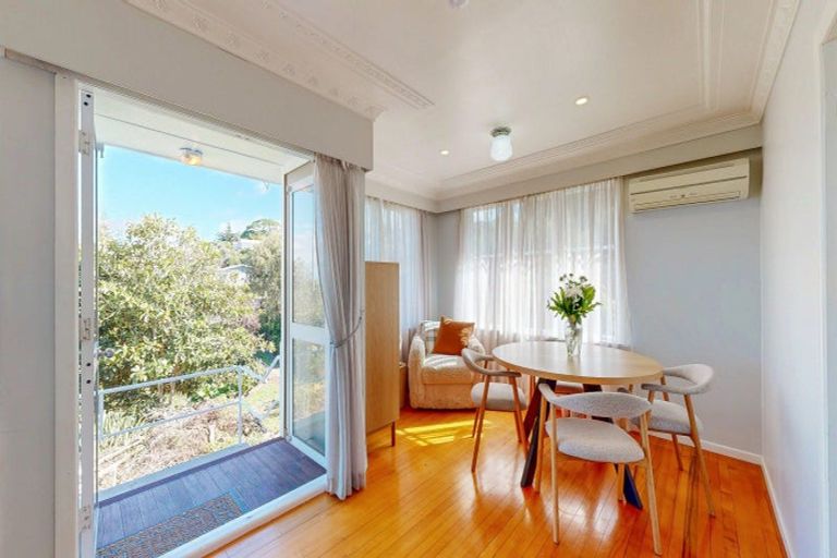 Photo of property in 110 Brunton Crescent, Thames, 3500