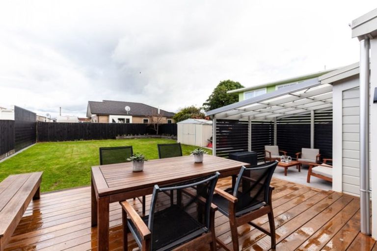 Photo of property in 7 Massey Street, Westown, New Plymouth, 4310