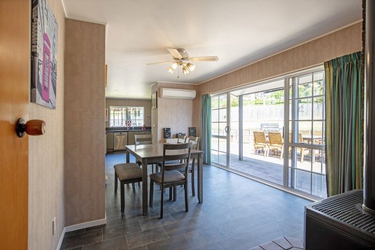 Photo of property in 10 Watts Road, Waipawa, 4210