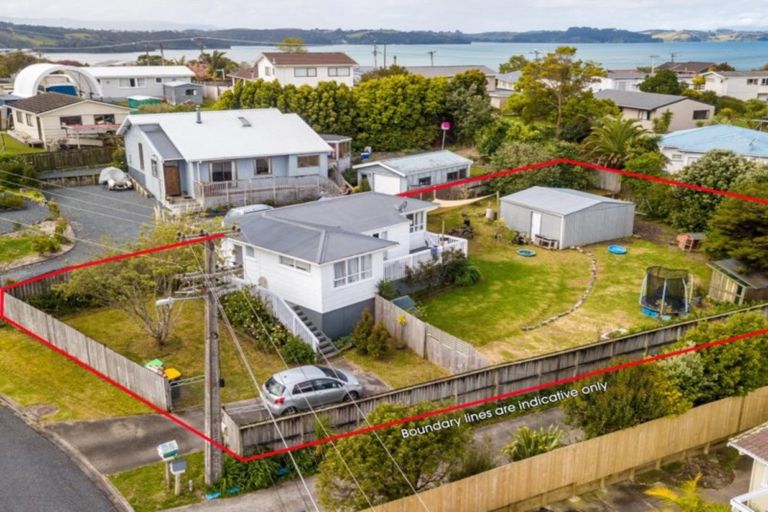 Photo of property in 5 Brigitte View, Snells Beach, 0920