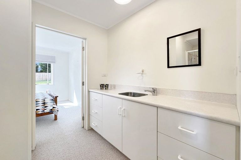 Photo of property in 31 Angela Place, Kinloch, Taupo, 3377