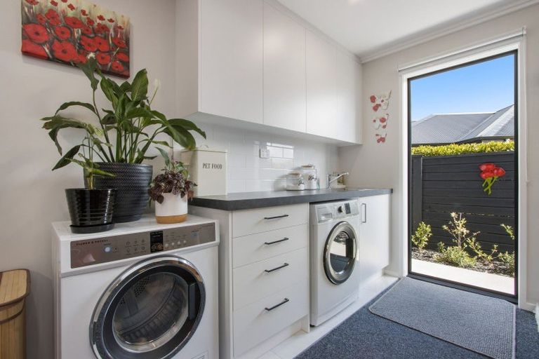 Photo of property in 2 Te Kaka Place, Omokoroa, 3114