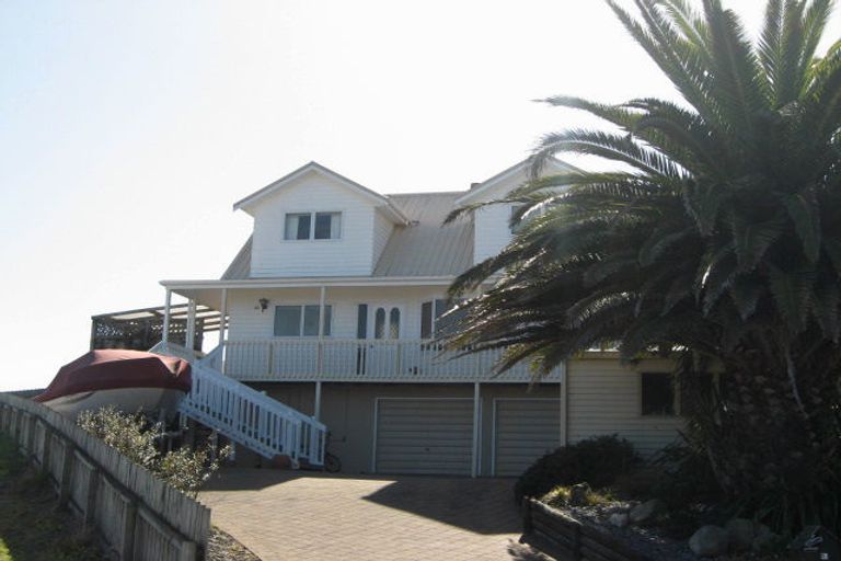 Photo of property in 10 Captains Cove, Coastlands, Whakatane, 3120