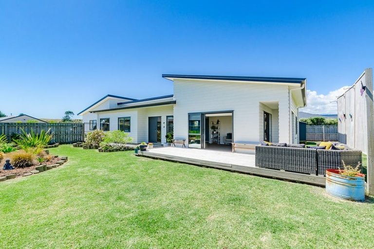 Photo of property in 5 Te Wiremu Lane, Otaki, 5512