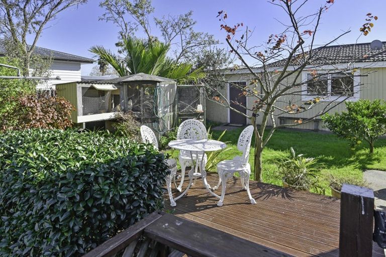 Photo of property in 1107 Heretaunga Street East, Parkvale, Hastings, 4122