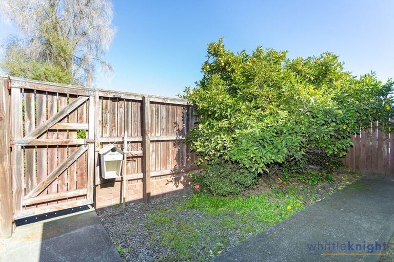 Photo of property in 1/8 Peverel Street, Riccarton, Christchurch, 8011
