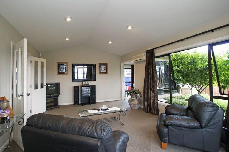 Photo of property in 3 Gibbston Close, Huntington, Hamilton, 3210