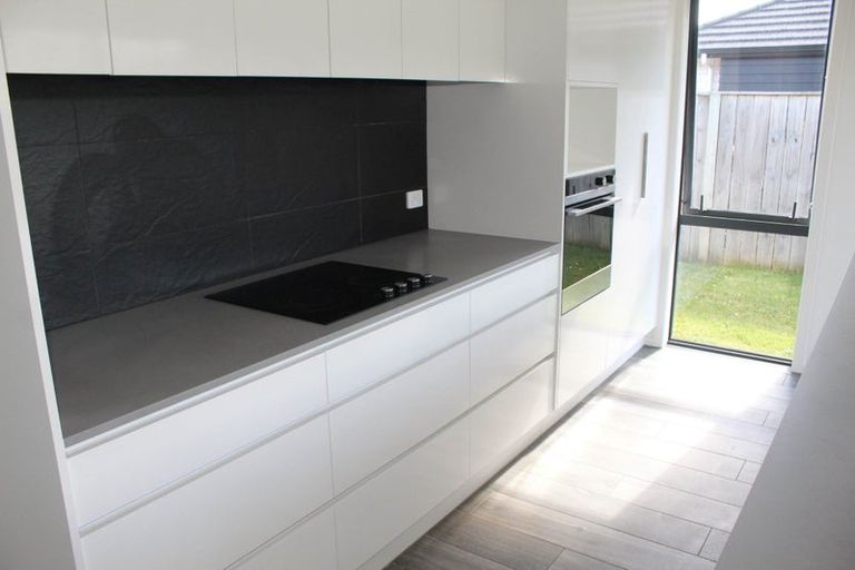 Photo of property in 23 Raymond Grace Avenue, Huapai, Kumeu, 0810