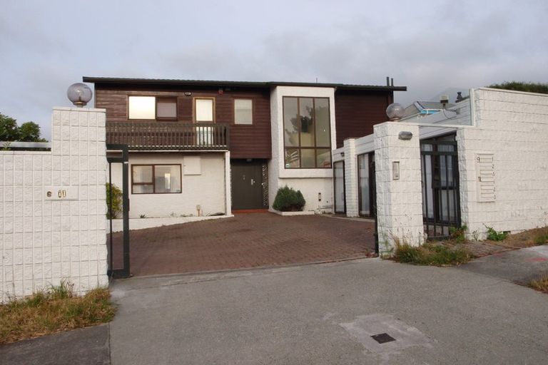 Photo of property in 9 Rangitane Street, Maupuia, Wellington, 6022