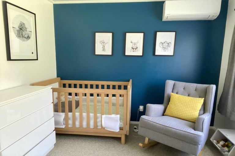 Photo of property in 71 Moore Street, Hillcrest, Auckland, 0627