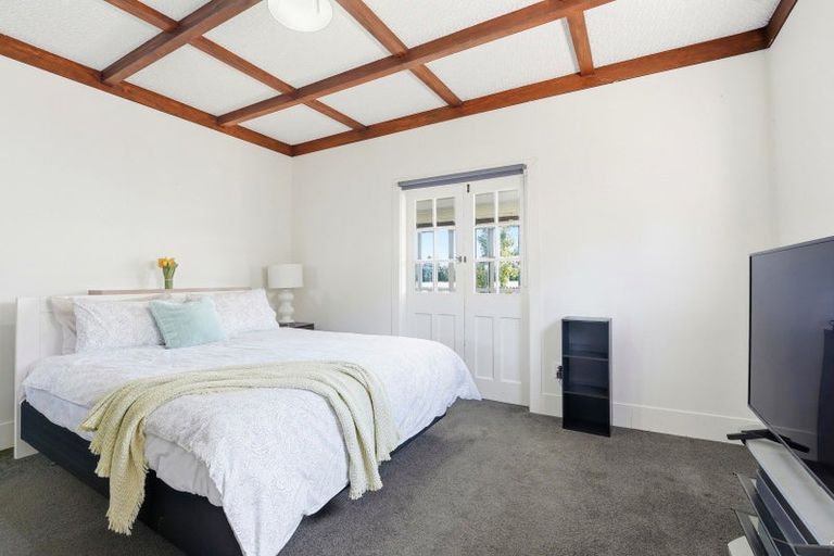 Photo of property in 520 Tremaine Avenue, Takaro, Palmerston North, 4410